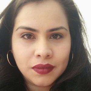 Meet your Posher, Fatima