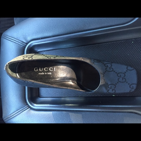 GUCCI - Picture 3 of 3