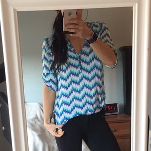 Quarter sleeve print shirt.