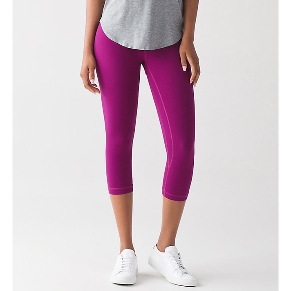 Lululemon Align Crop