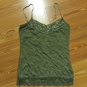 Green lacy crinkle cami