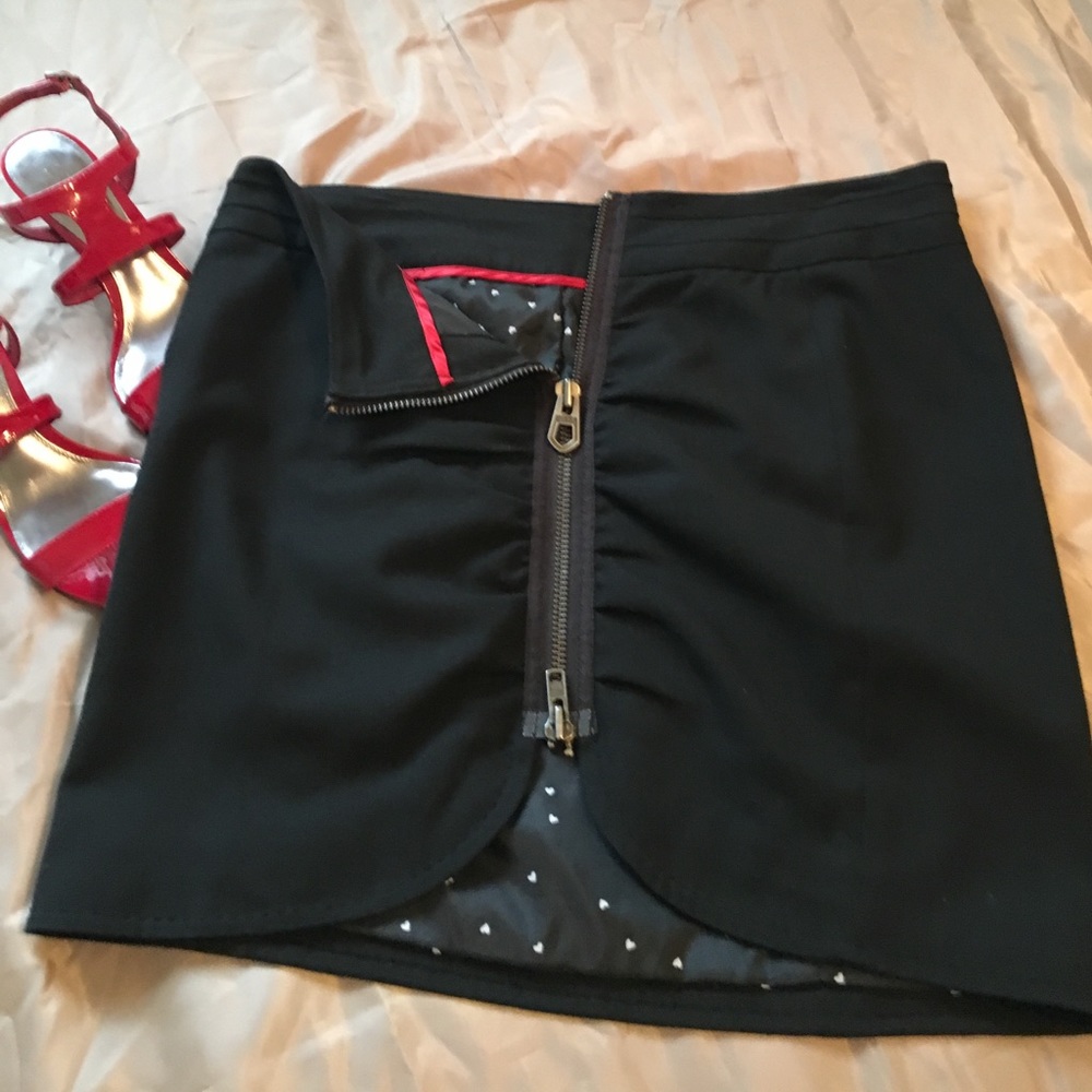 D•E•P•T black skirt. - Picture 1 of 5