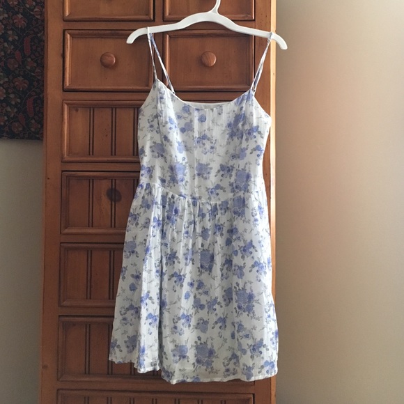 Forever 21 blue floral print dress