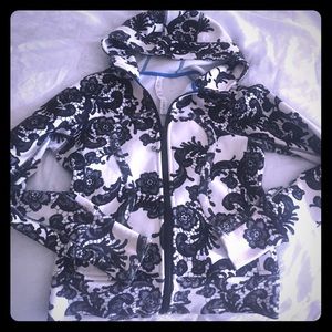 Luluemon Athletica hoodie-warm!