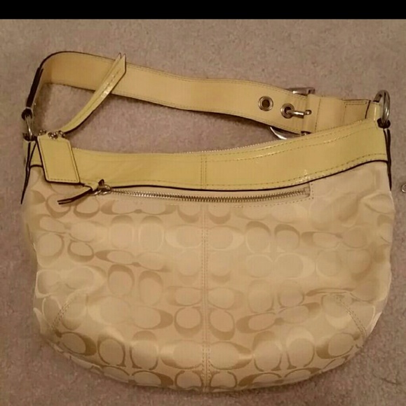 Coach purse - Picture 2 of 4