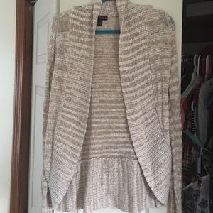 Size small nude and white lightweight sweater