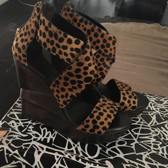 Diane von Furstenberg wedges