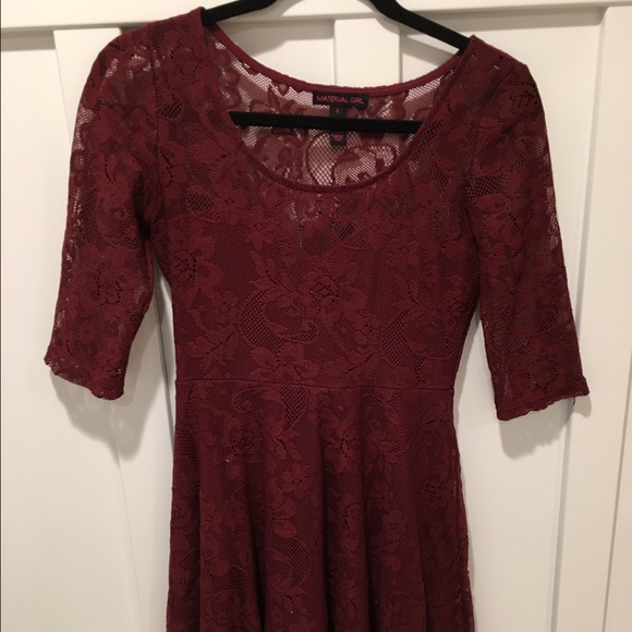 Juniors maroon dress