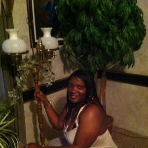 Meet your Posher, Pamela
