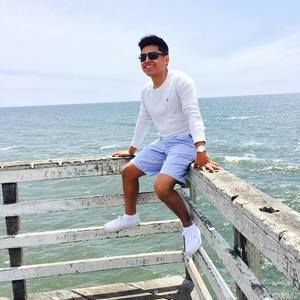 Meet your Posher, Aurelio