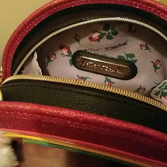 Crossbody Bag by Betsey Johnson NWT - Picture 2 of 4