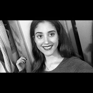 Meet your Posher, Priscilla