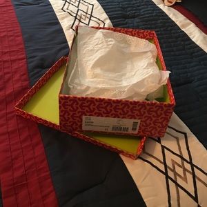 Tory Burch shoe box