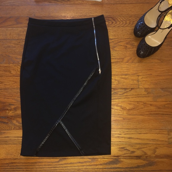Pencil Skirt with zipper