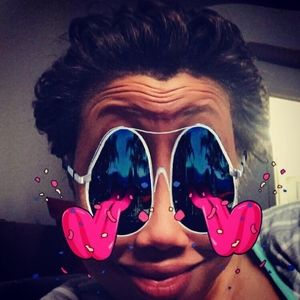 Meet your Posher, Tiffany