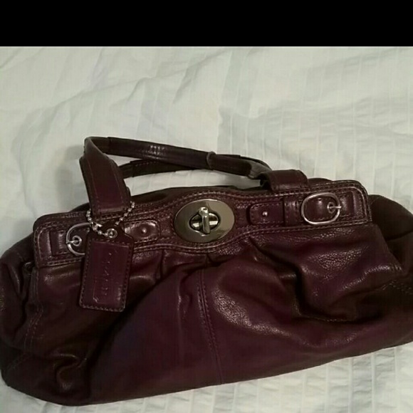 Coach purse - Picture 2 of 4