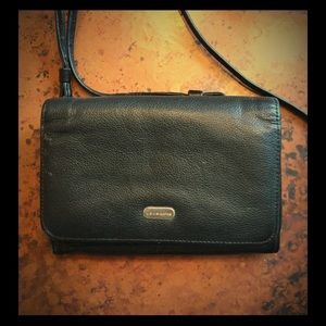 Liz Claiborne Multi-Pocket Wallet Purse