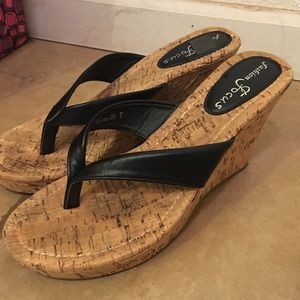 3 in basic wedge/ sandals