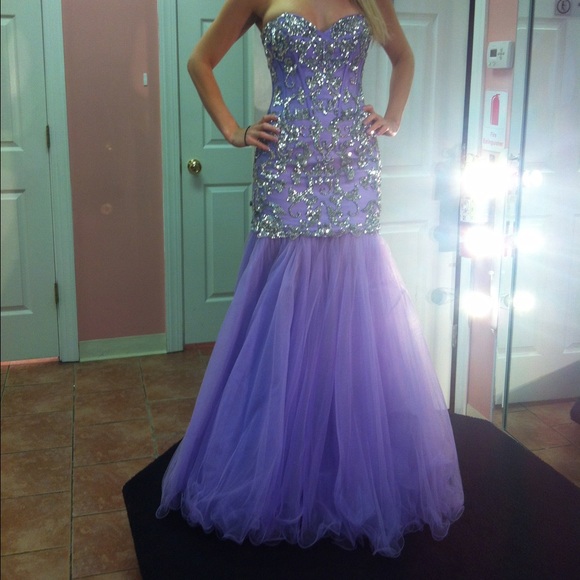 Sherri Hill Dresses & Skirts - Sherri hill embellished detachable dress