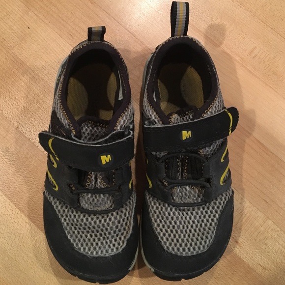 Little boys Merrell shoes