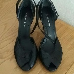 Gianni Bini open toe heels