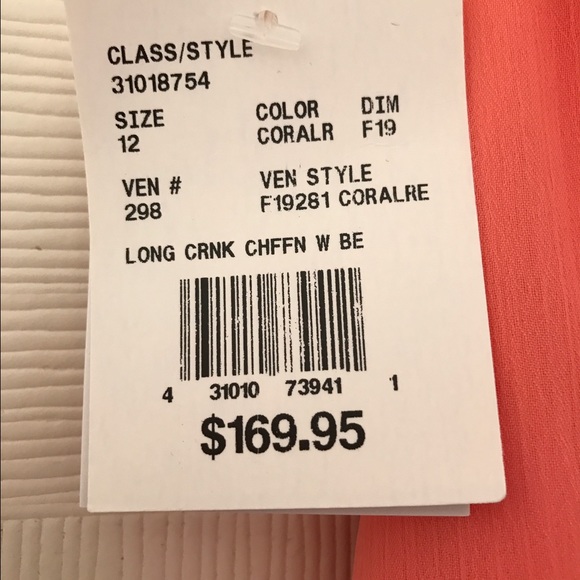 Davids bridal dress - Picture 2 of 4