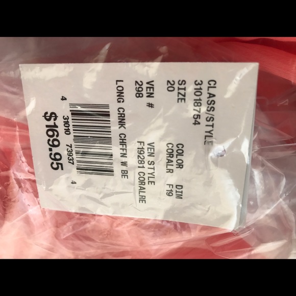 Davids bridal dress - Picture 4 of 4