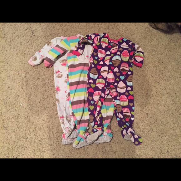 18mos Carters footies