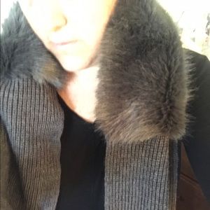Banana republic wool and faux fur scarf