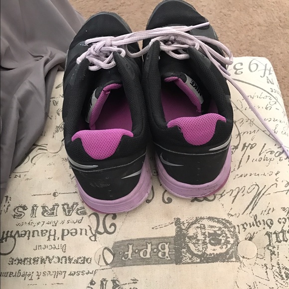 Nikes - Picture 3 of 3