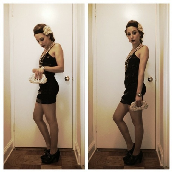 1920s Flapper Sequined Dress