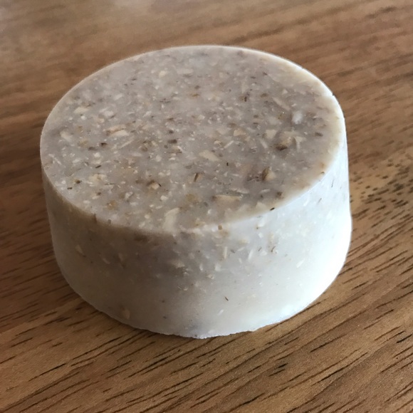 Honey oatmeal soap - Picture 2 of 2