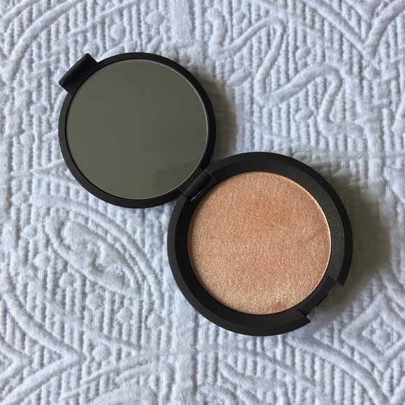 Becca Highlight, Champagne Pop by Jaclyn Hill ✨🍾
