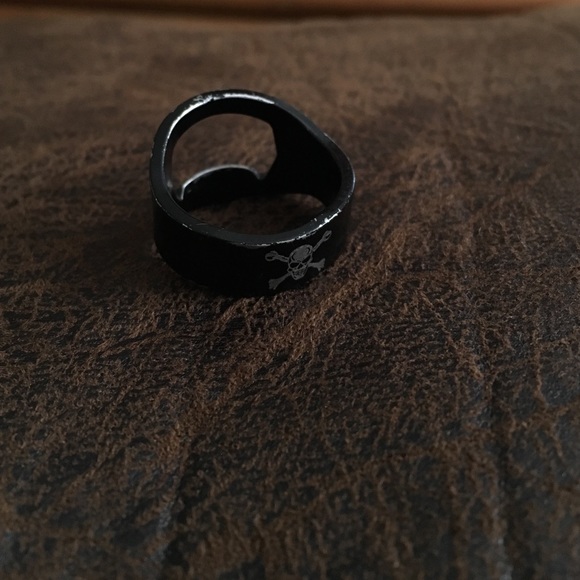 Bottle opener ring