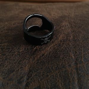 Bottle opener ring
