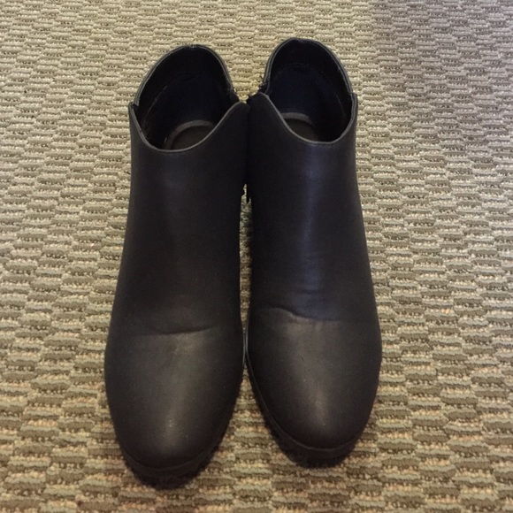 Size 10 rue 21 ankle boots