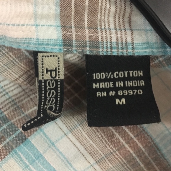 Button down - Picture 2 of 2