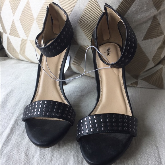 Never Worn Mossimo Heels