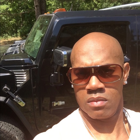 Meet your Posher, Edward - Picture 2 of 3