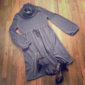 🎉MARKED DOWN!🎉 Calvin Klein sweater dress