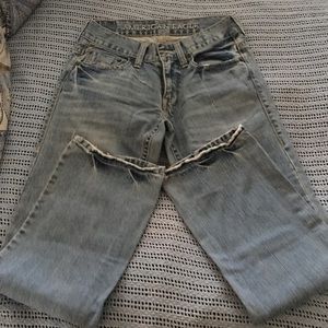 Abercrombie & Fitch men's low rise boot jeans w29