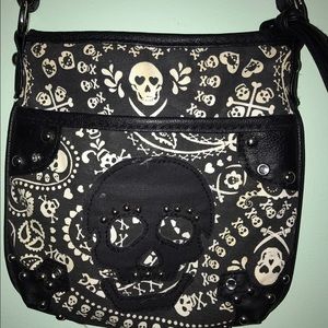 Skull purse
