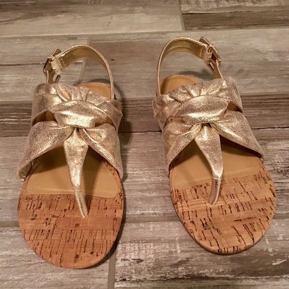 Nine West gold sandals--NWOT