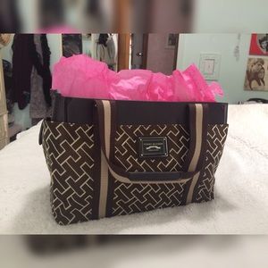 Tommy Hilfiger iconic bag