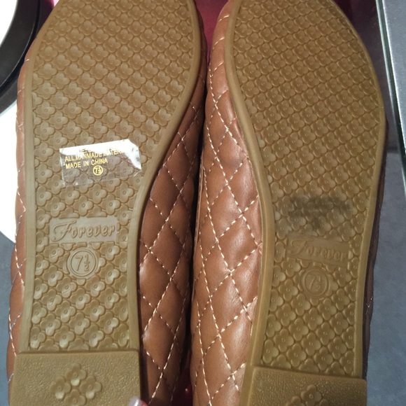 Brand new brown flats - Picture 2 of 2