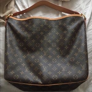 Authentic Louis Vuitton Delightful MM handbag