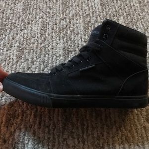 Gently Used! Airwalk high tops!