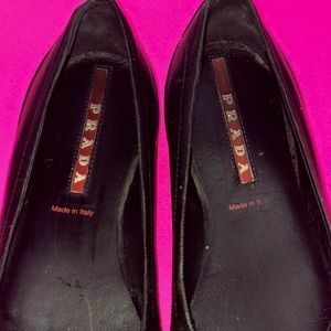 PRADA BLACK FLATS SIZE 8