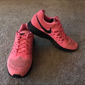 Nike Zoom Pegasus 31 for sale!!