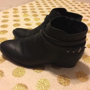 Lauren Conrad black ankle booties